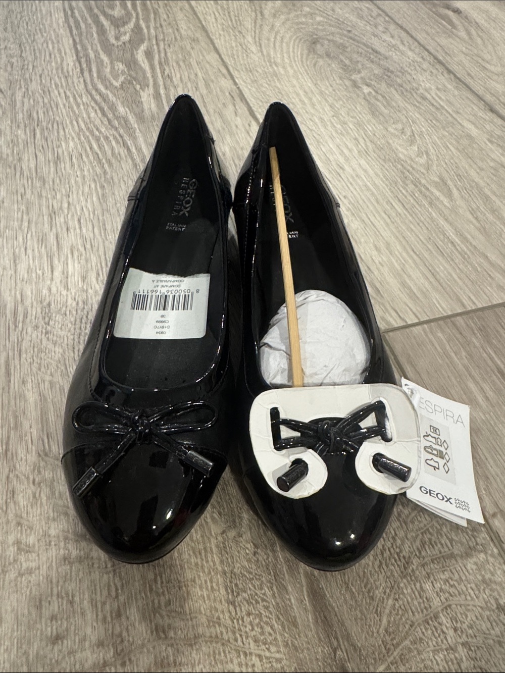 Geox Black Patent Ballet Flats with Bow Detail